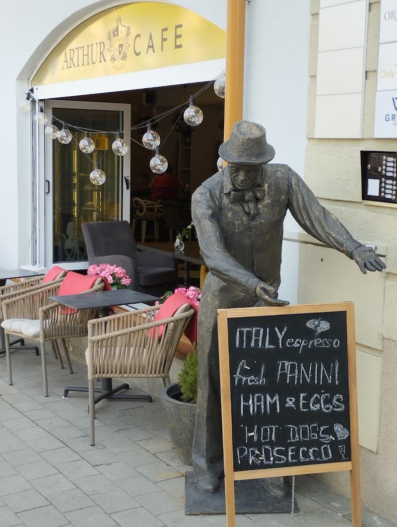 ONLY EXCLUSIVE s.r.o. Bratislava photo