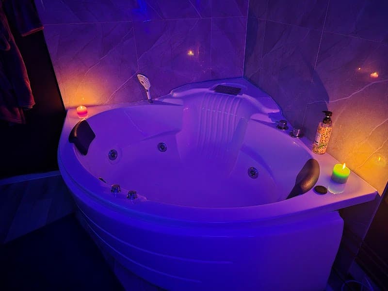 Onyx Mens Spa Gold Coast photo