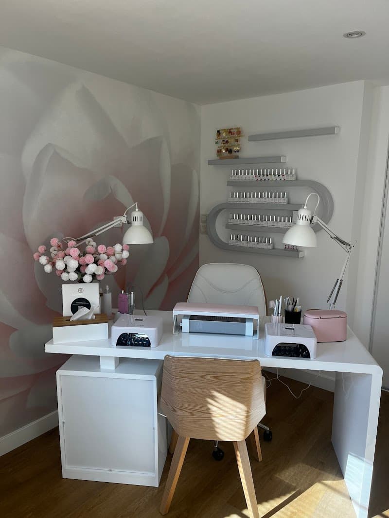 Ooh les filles head spa et beauté des mains Dompierre-sur-Mer photo