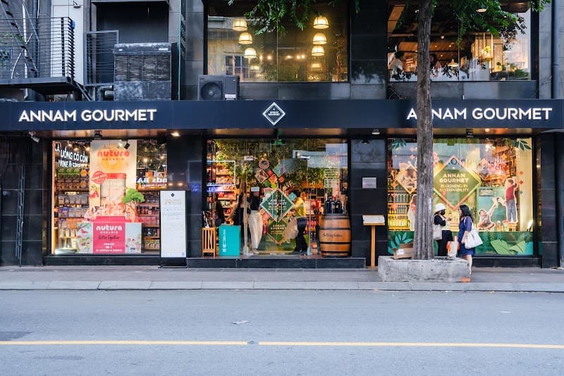 OPM Store Quận Hai Bà Trưng photo