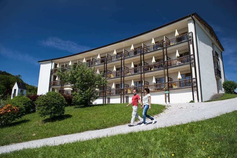 OptimaMed Gesundheitsresort St. Josef Hallein photo