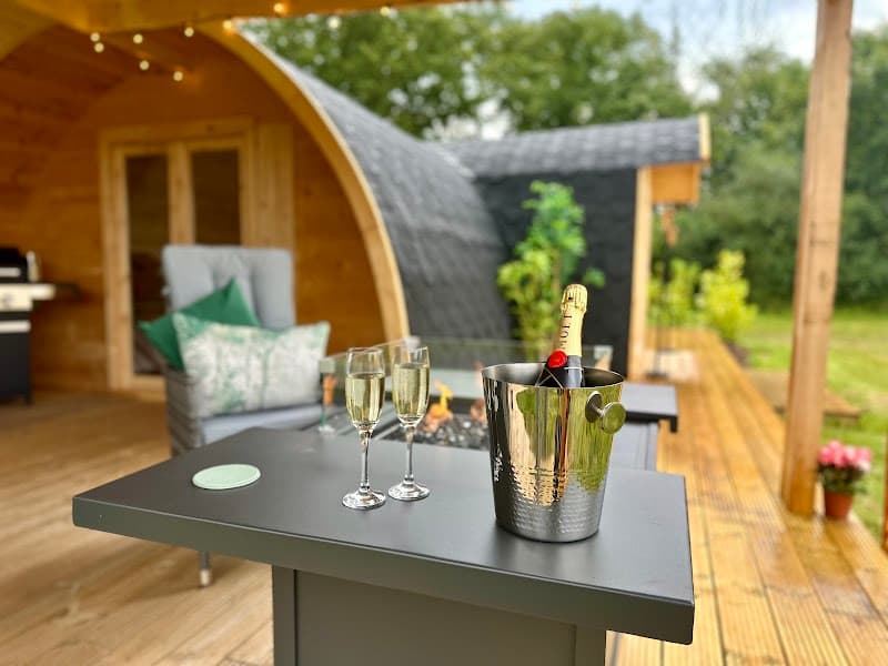 Orchard Spa Retreat - Norfolk Hot Tub Lodge Breaks and Luxury Spa Beccles photo
