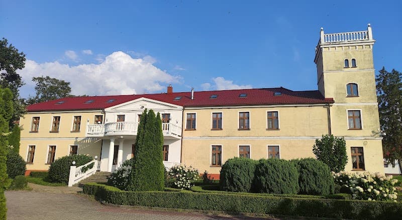 Ośrodek Zdrowotny Fenix - Parnowo Pałac Parkowy Biesiekierz photo