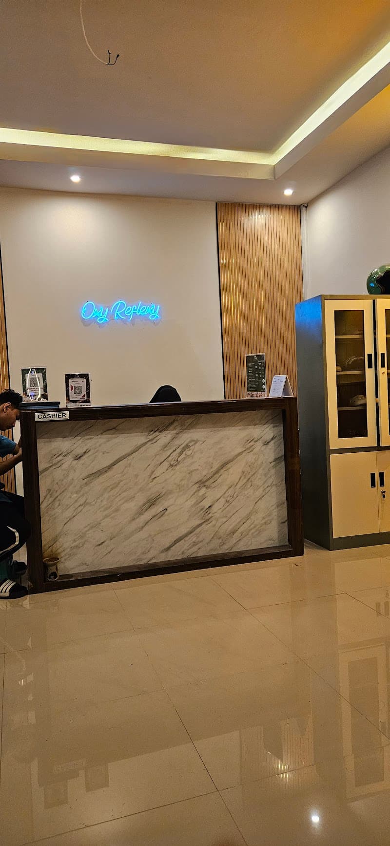 Oxy Spa & Shiatzu Manado photo