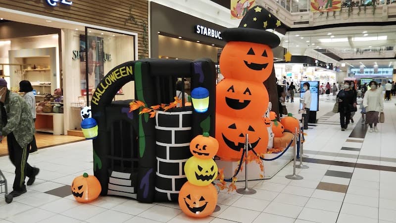 P Buri Eion Mall Yokkaichi Kita Store photo