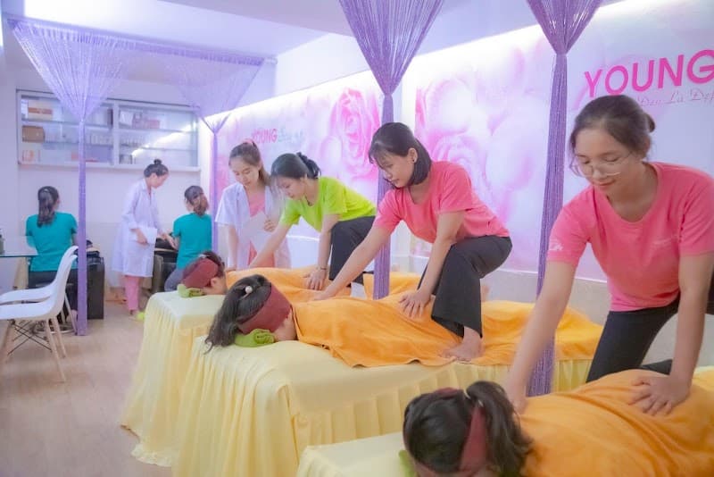 P Young Beauty Academy Quận Thanh Khê photo