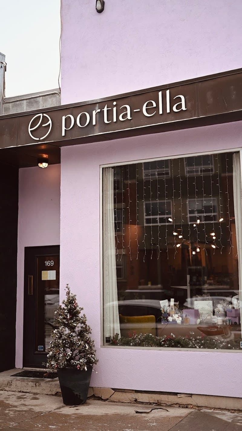 Packo Beauty Norway House photo