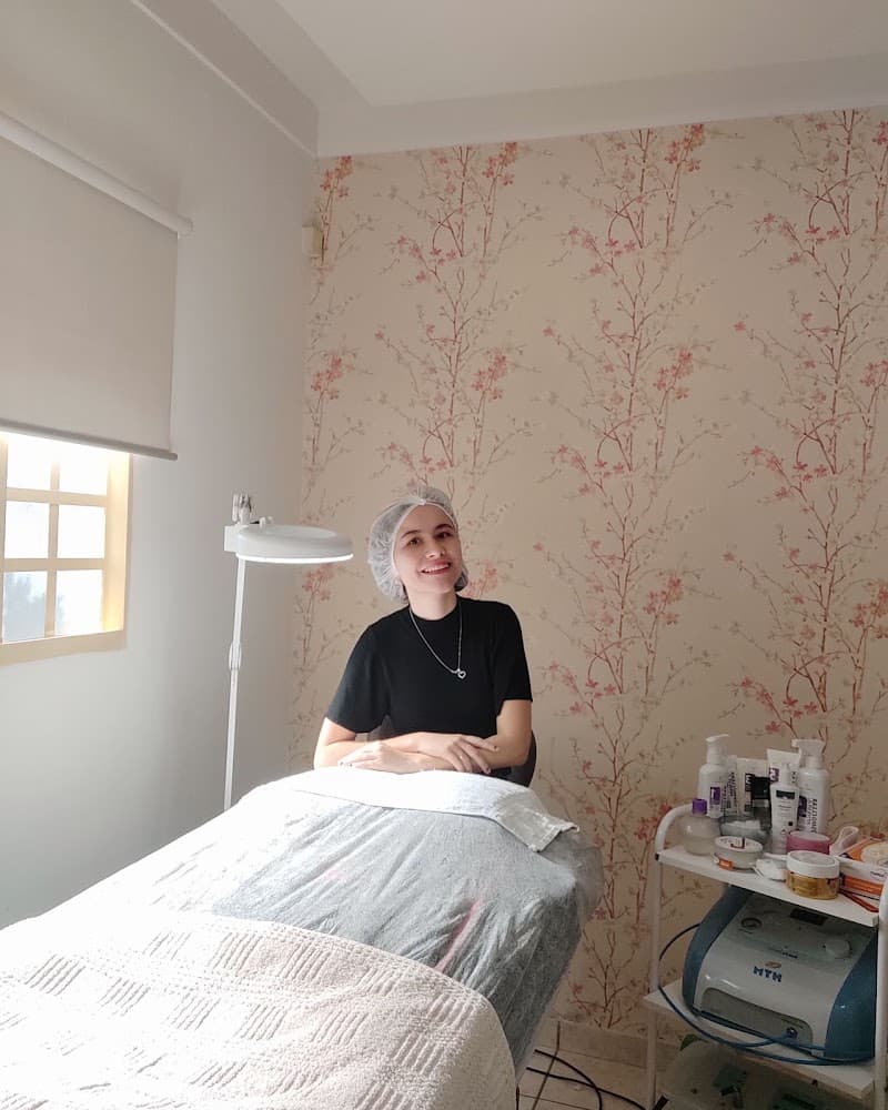 Pâmela Canelada Estética Pederneiras photo