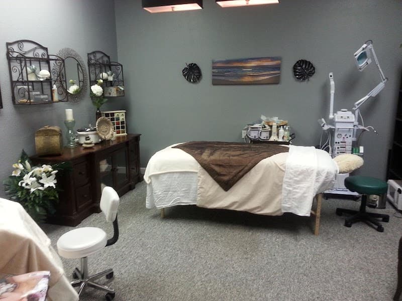 Pamper Me Beautiful Saint Robert photo
