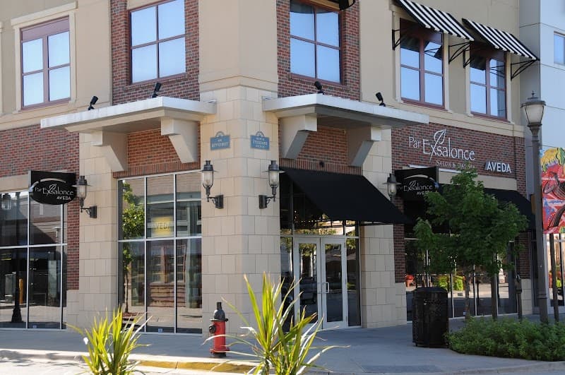 Par Exsalonce Zona Rosa Kansas City photo