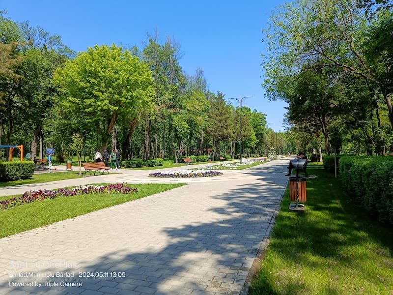 Parc Vanghelis Bârlad photo