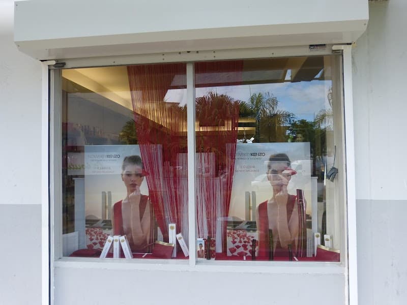 Parfumerie Club Kourou photo