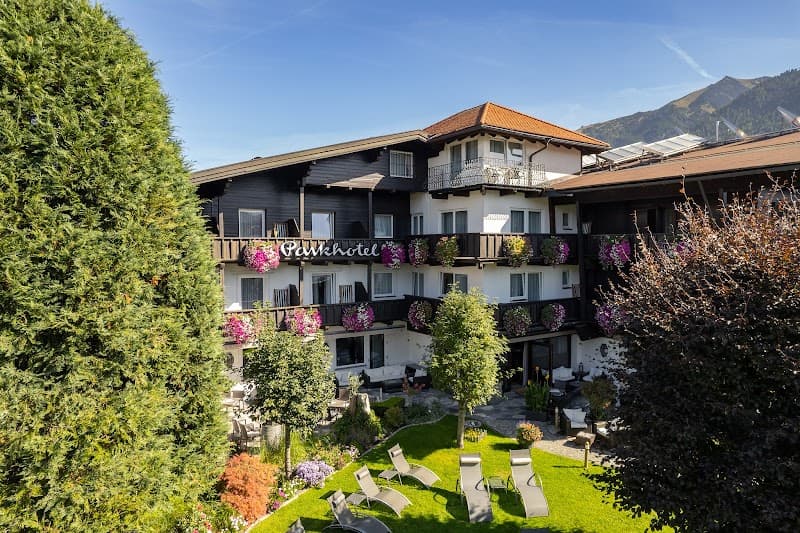 Parkhotel Seefeld photo