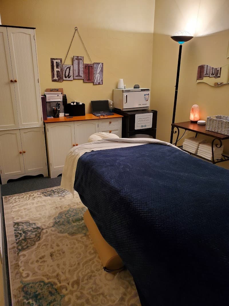 Peaceful Hands - Lorna Lonon Hoover, LMT Fort Worth photo