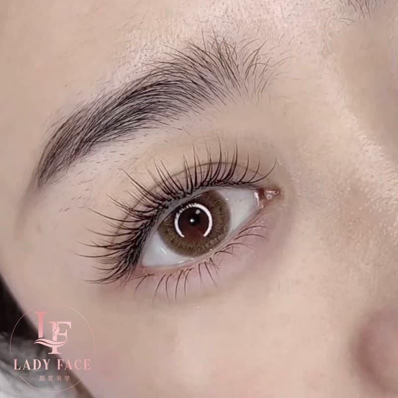 Perfect Eyebrow Woman Taichung City photo