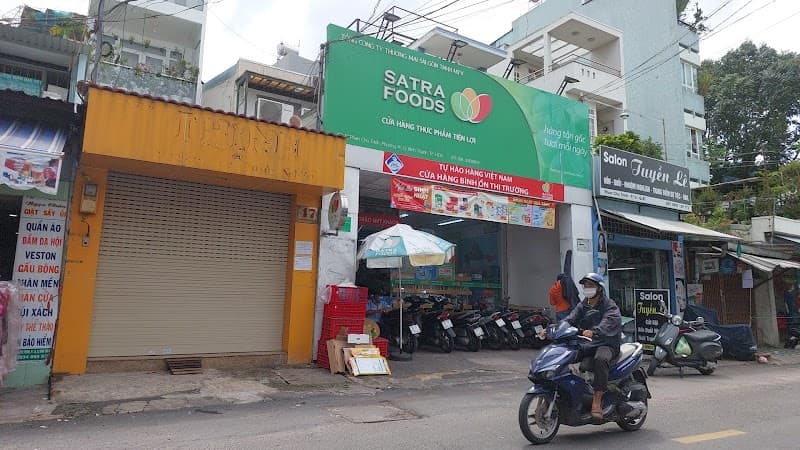 Phạm Thị Tú Trinh. Quận Bình Thạnh photo