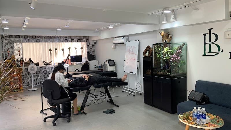 Phan Như Thuỷ- Phun, Hairstrokes, Điêu Khắc Chân Mày - Phú Lộc, Huế Tỉnh Thừa Thiên Huế photo