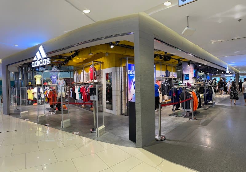 Pháp phục Adida Quận 1 photo
