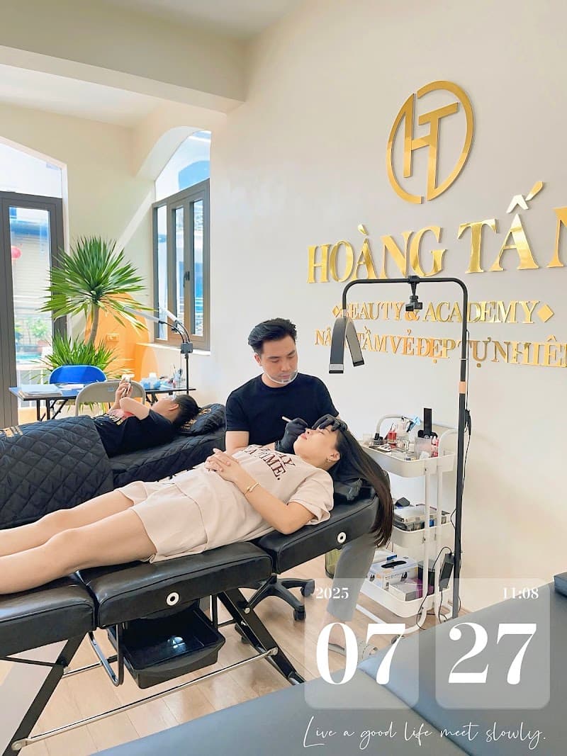 Phun xăm Thẩm Mỹ Hoàng Tấn Huyện Văn Lâm photo