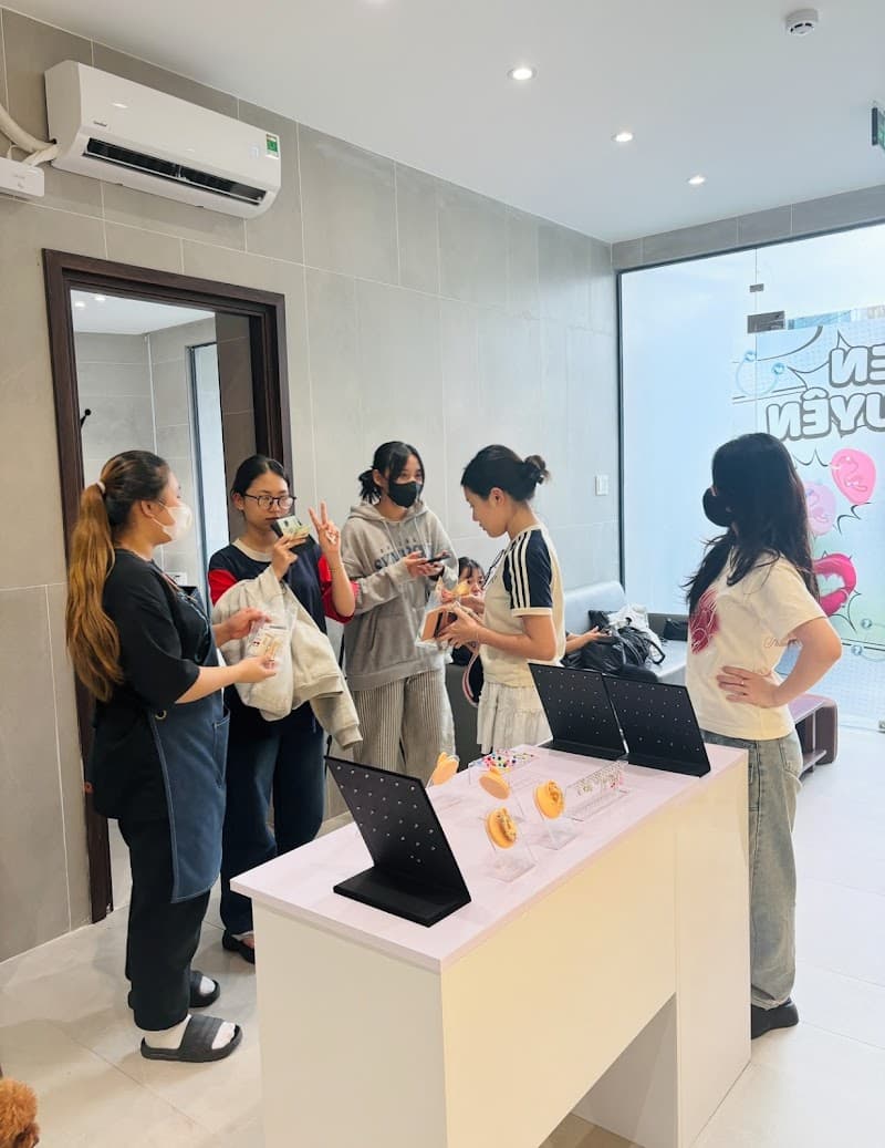 Phun Xăm Tống Khuyên Quận Tân Phú photo