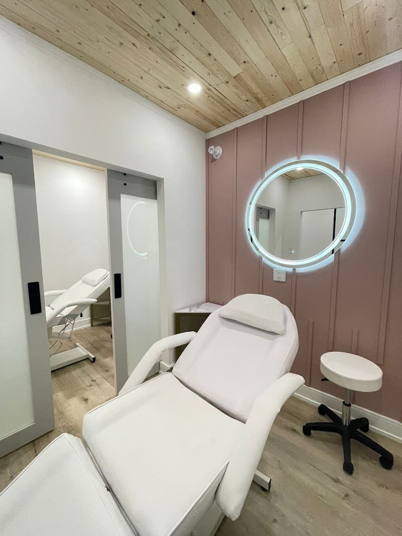 Physio & Beauty Personal Care Clinic ETOBICOKE photo