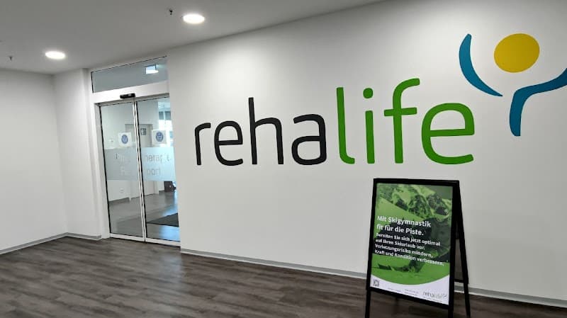 Physio Company Steglitz ehemals Gharahghozloo Therapiezentrum Berlin photo