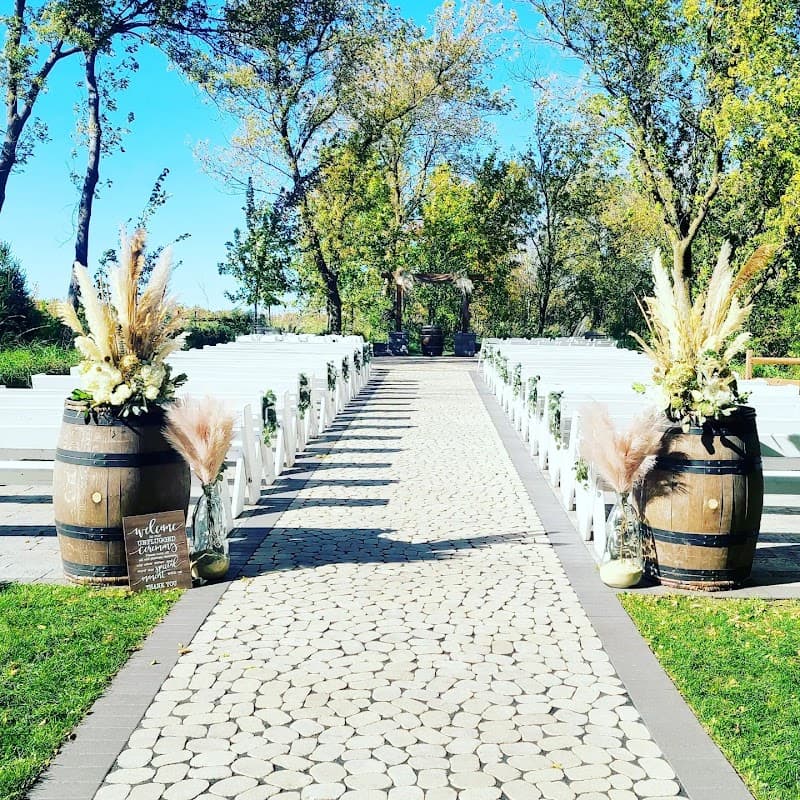 Picture ME Pretti Beauti'que LLC Milwaukee photo