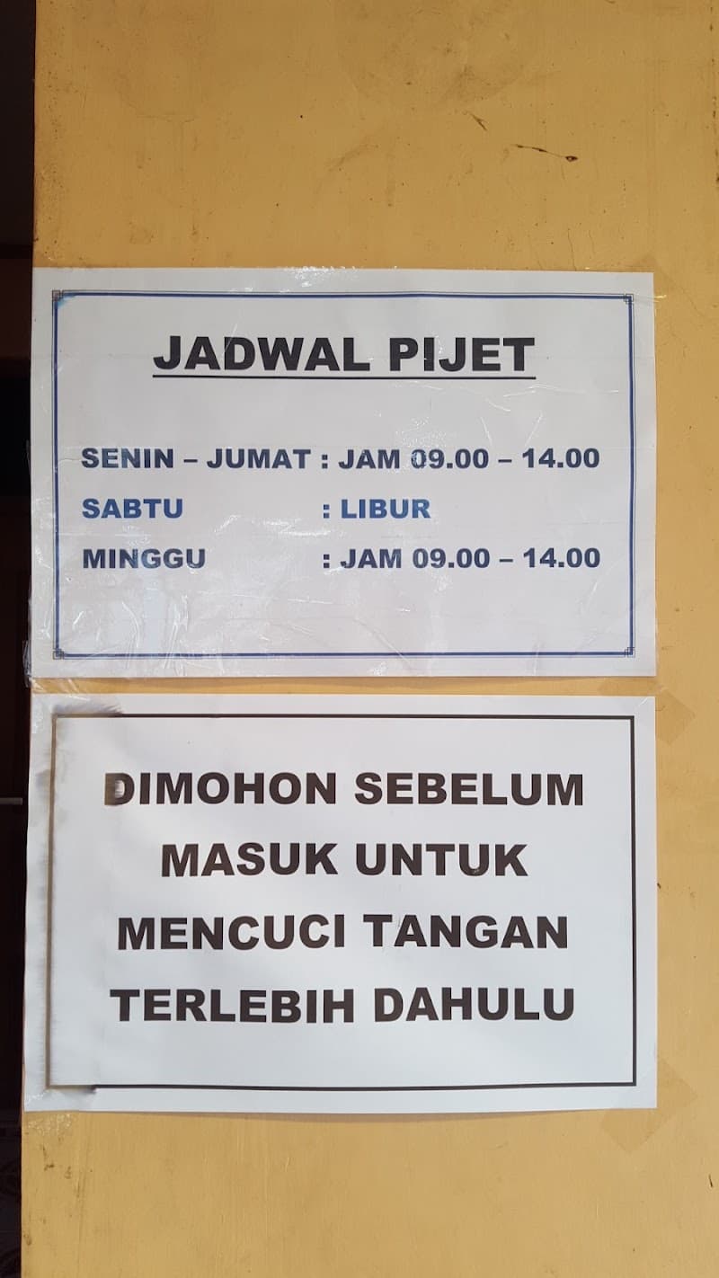 Pijat Bayi Mbah Yayuk Magelang Kota photo