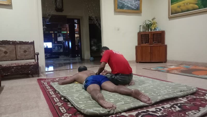 Pijat Refleksi & Body Massage Kenanga Wonogiri photo