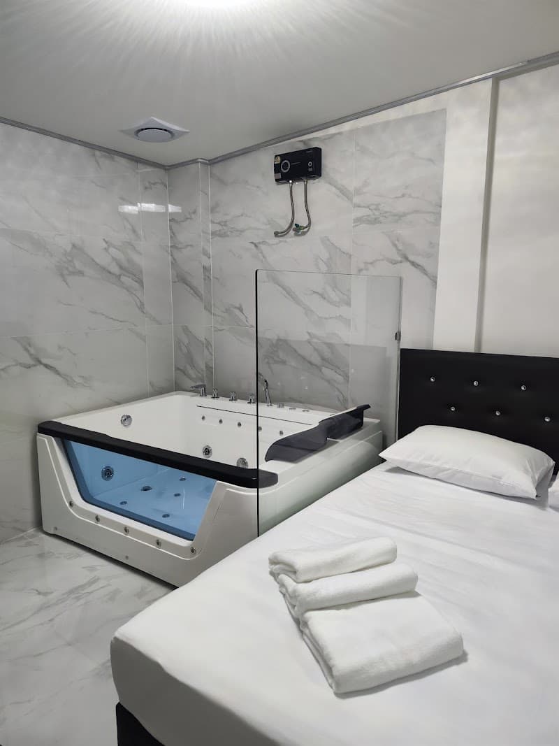 Pimlada Thai Massage Sai Noi photo