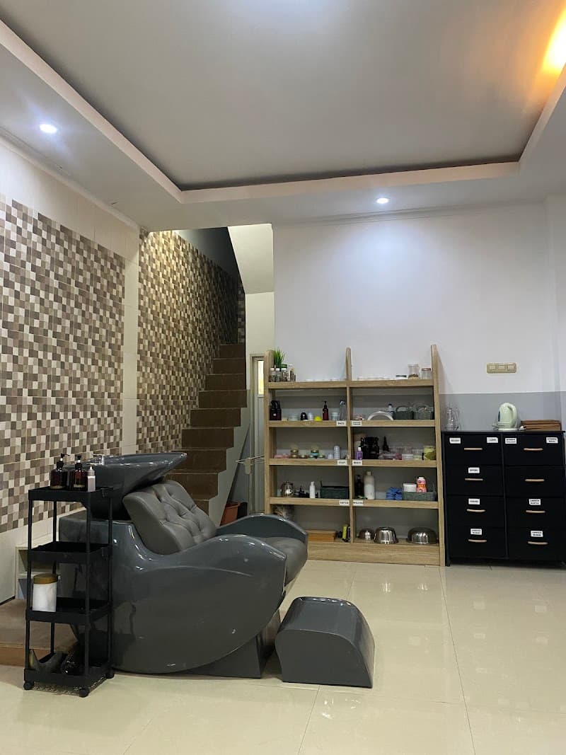 Pinds salon & spa Sidoarjo photo