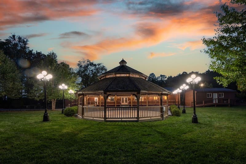 Pipestem Spa, Event Center & Mountain Chalet photo