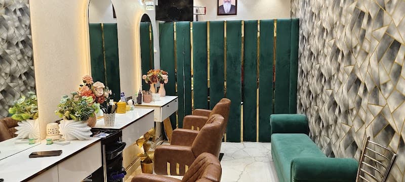 Poonam galhotra makeup artist Jalandhar photo