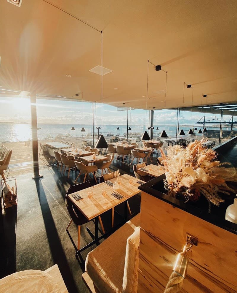 Posliinikadun kattosauna Helsinki photo