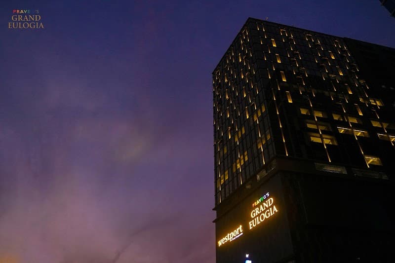 Praveg's Grand Eulogia Ahmedabad photo