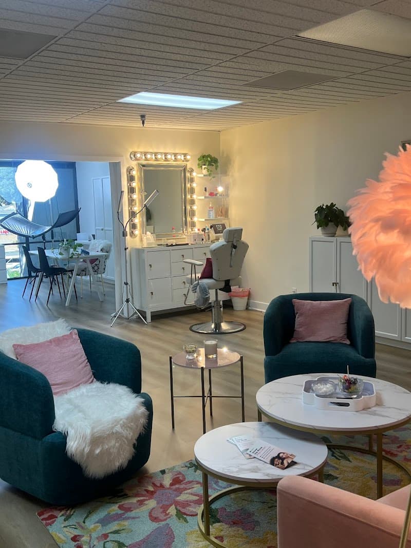 Primp Makeup Lounge Corona Dl Mar photo