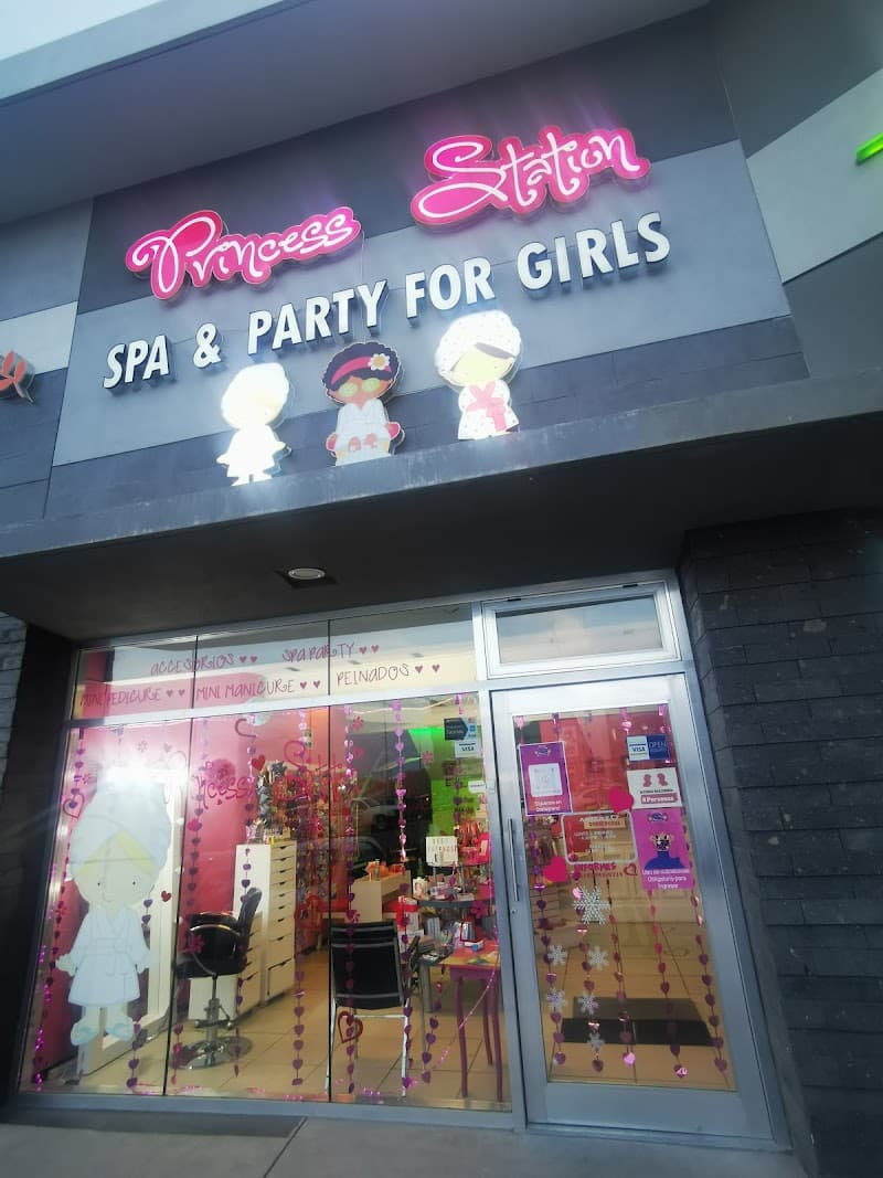 Princess Station Spa para Niñas Chihuahua photo
