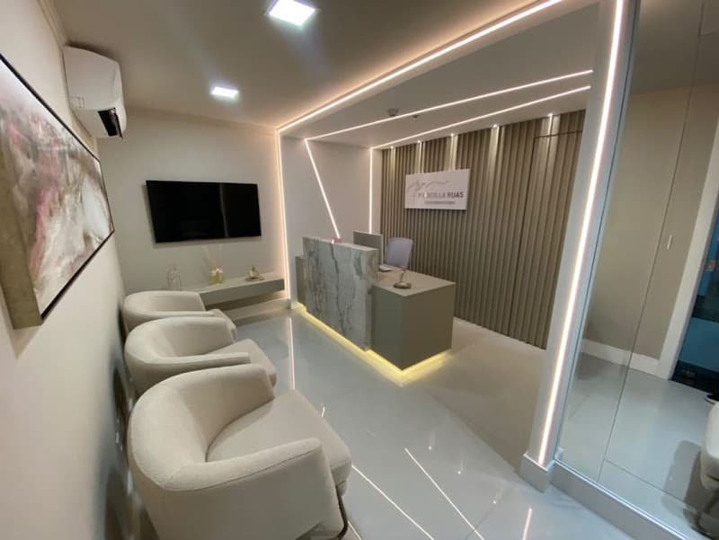 Priscila Brum Clínica Estética Pelotas photo