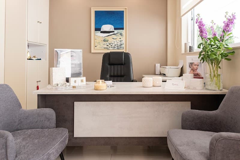 Prive Beauty and Spa Leof. Dimarchou Aggelou Metaxa 40A photo