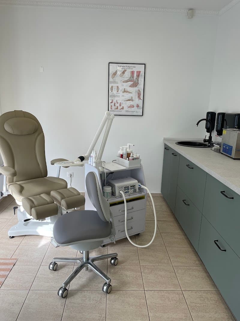 Probleminių pėdų priežiūra podologija Kristina Černova Šiauliai photo