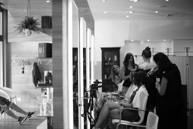 Profeta Paola Parrucchieri Motta di Livenza photo