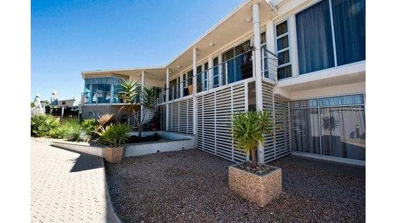 Protea Hotel Windhoek Fürstenhof photo