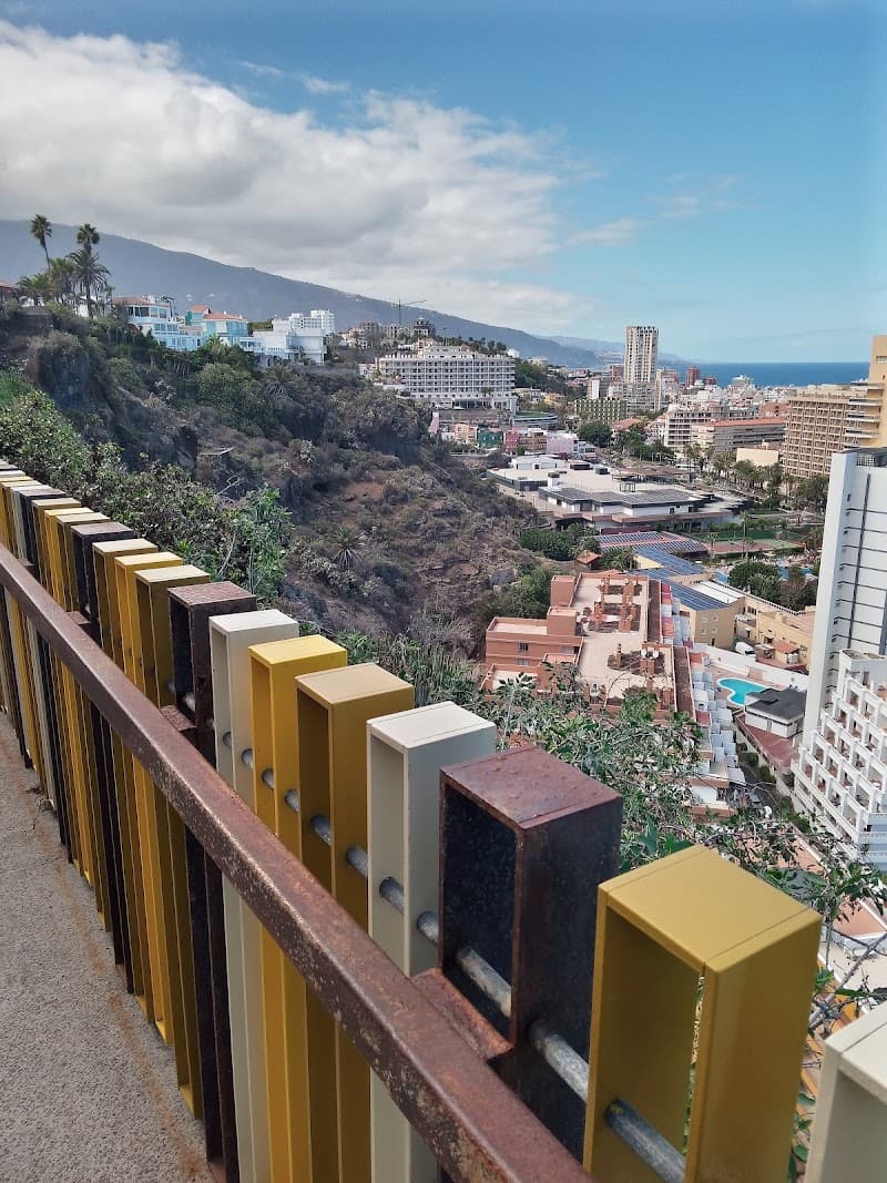 Puerto de la Cruz-la Paz photo