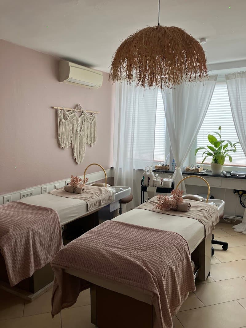 Pura Donna Studio Frankfurt photo