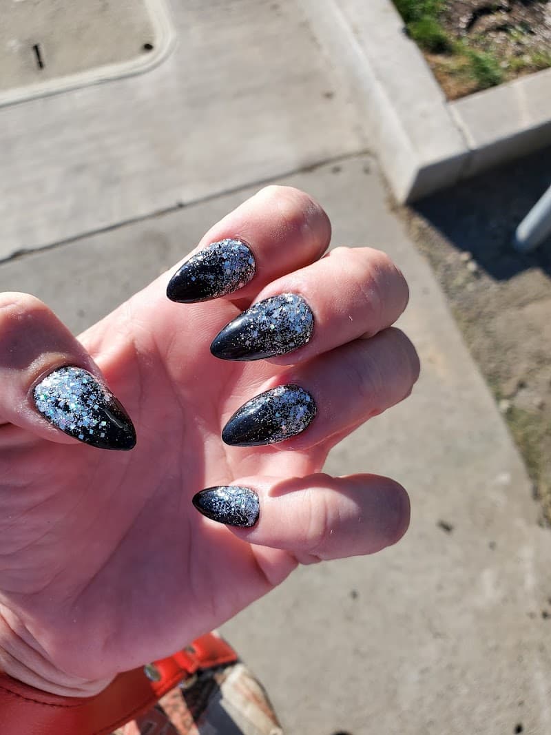 Pura Vida Day Spa & Salon Rogue River photo