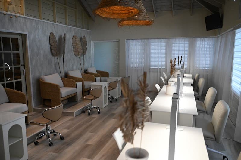 Pure Elements Beauty Bar Holetown photo