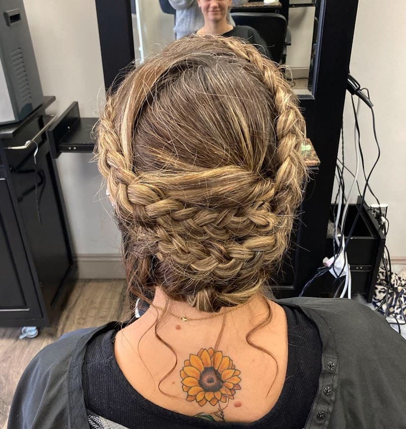 Pure Essence Salon & Spa East Aurora photo