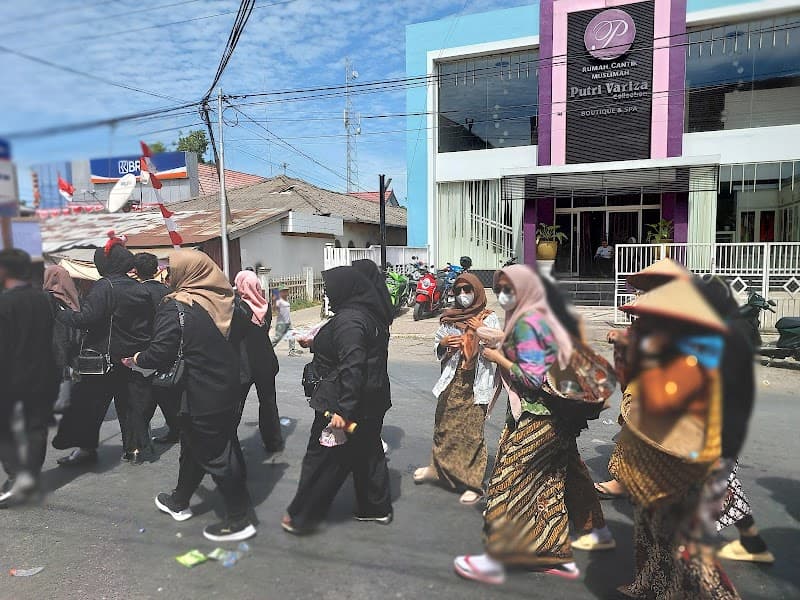 Putri Variza Butik & Spa Tapin photo