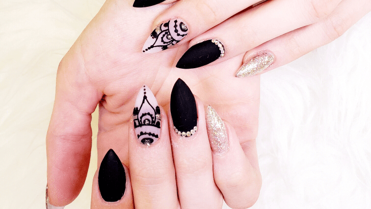 Q-Nails Edmonton photo