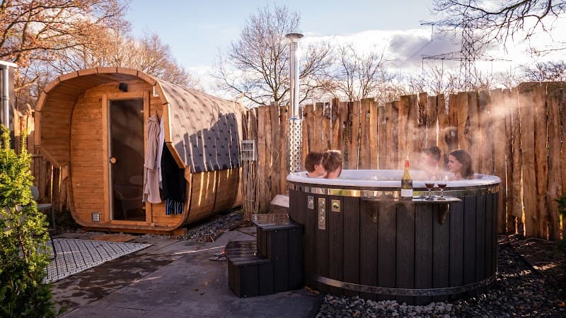 Qrest Sauna's & Hot tubs Nijverdal photo
